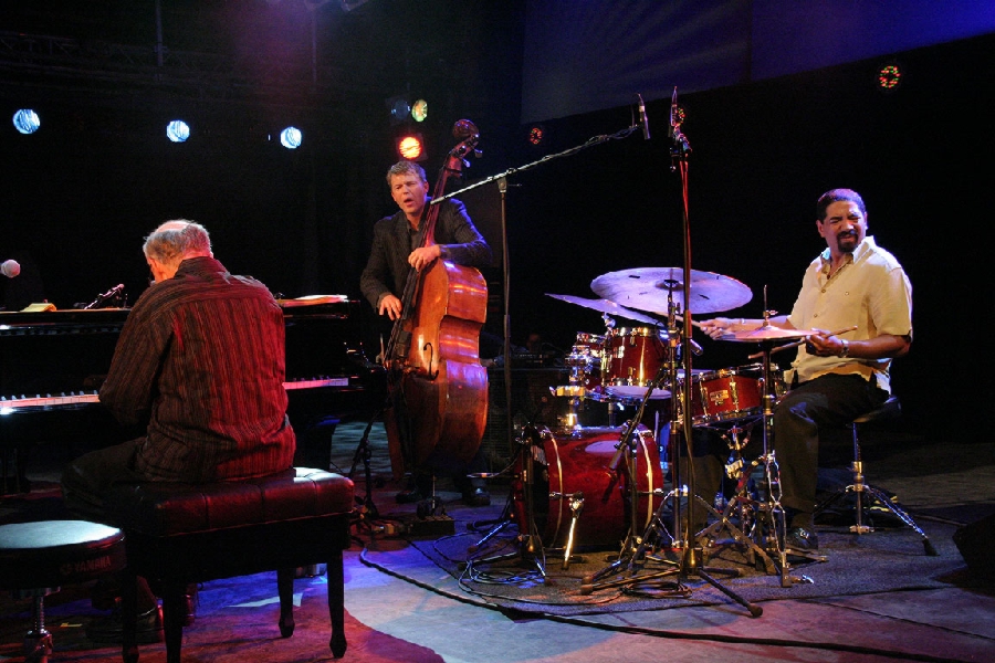 Don Friedman Trio at Jazzbaltica 2006 (with Tony Jefferson on drums)